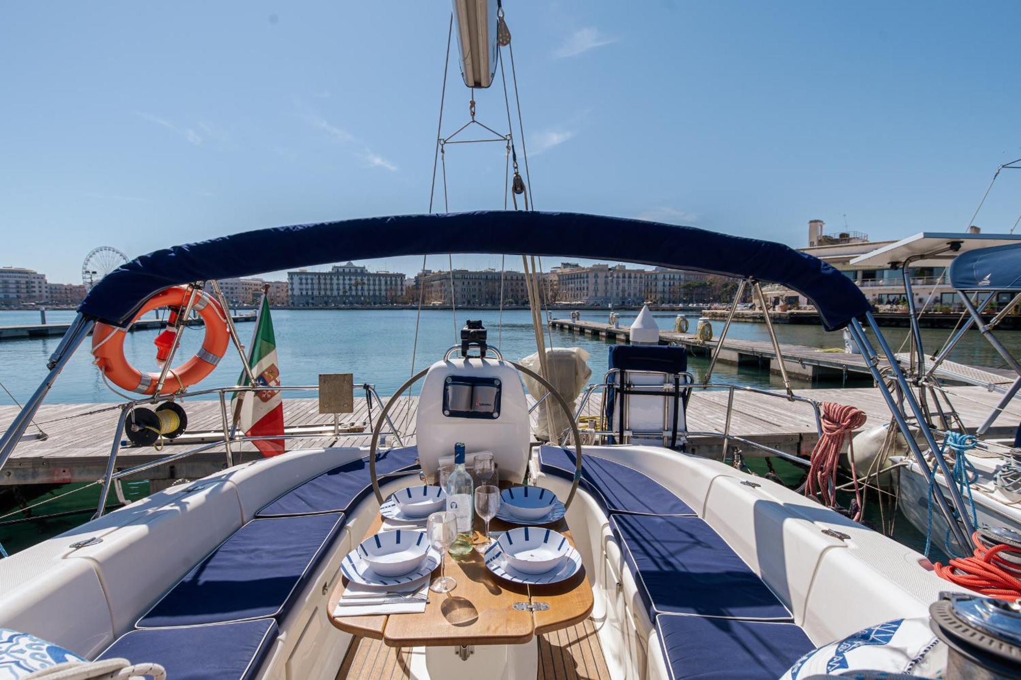 Charming Sailing Boat - Le Dimore Di Ines Bari Exterior photo
